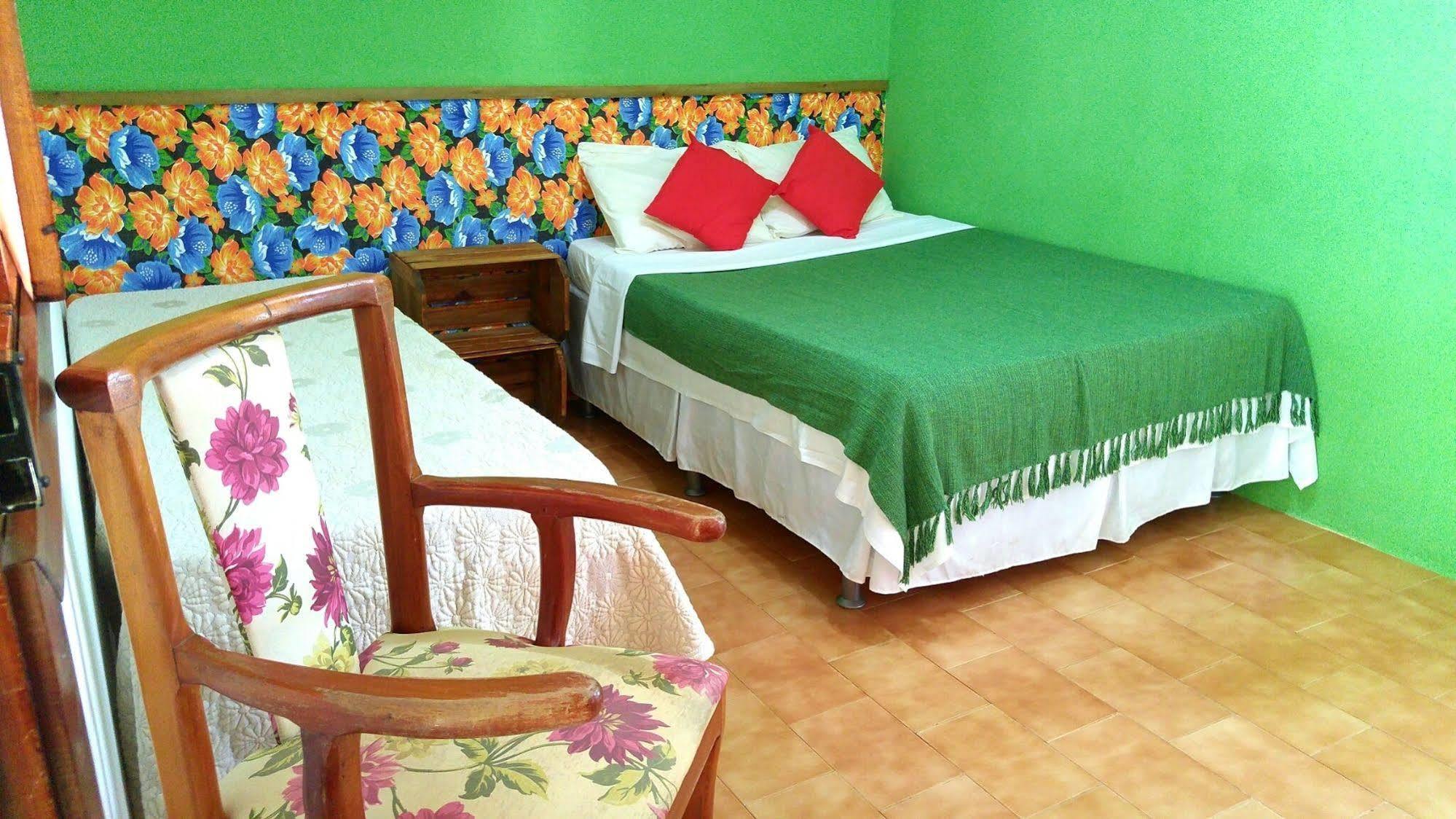 Tikuna Inn 2*